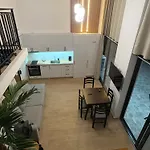 Goldapartment *