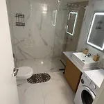Goldapartment