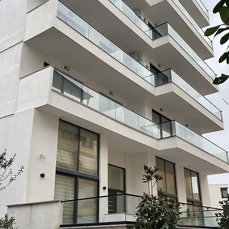 Goldapartment * Саранда